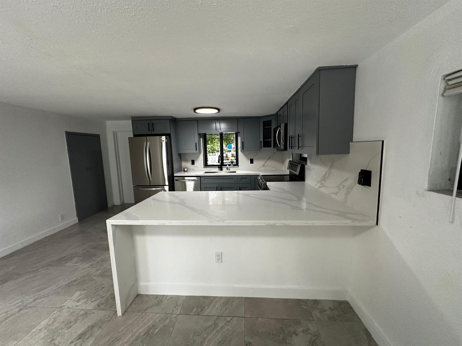 Single Family in Dania 2/2. Just Remodeled!